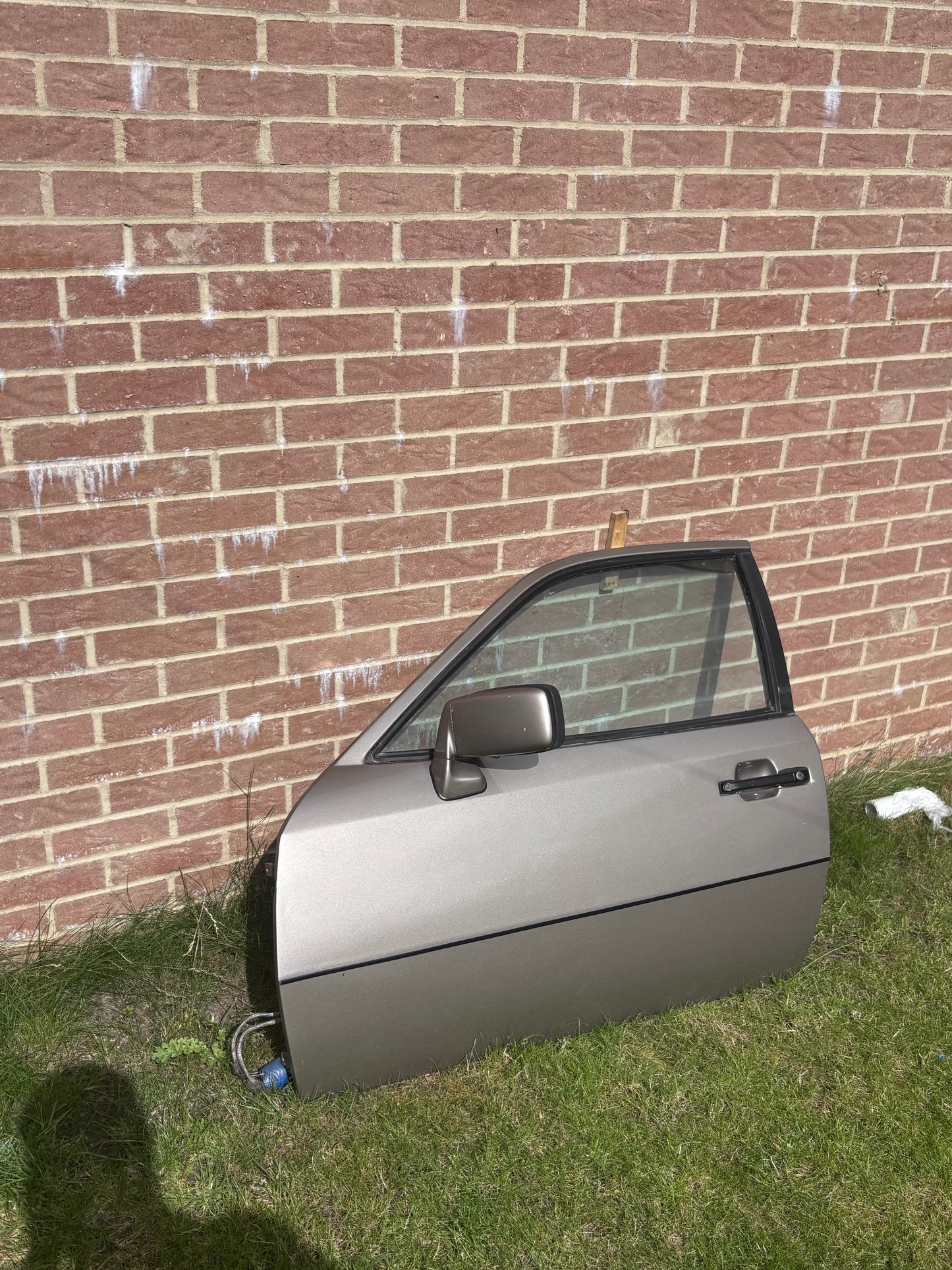 Side molding trim